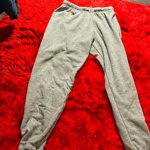 Aviator nation heather grey size small Bolt on side of one leg